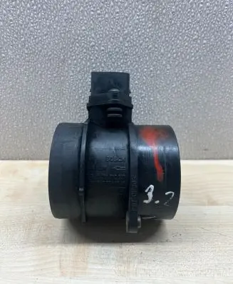 Mercedes-Benz E W211 Mass air flow meter A6460940048