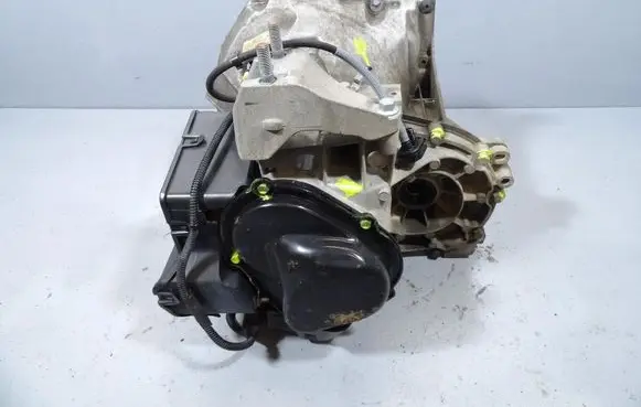Ford Transit Courier Manual 5 speed gearbox DV1R