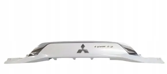Mitsubishi Outlander Tailgate trim 5817A26502