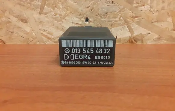 Mercedes-Benz Vito Viano W638 Other relay 898690000 0135454832