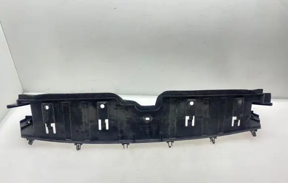 Toyota Prius+ (ZVW40) Intercooler air channel guide 5311347060