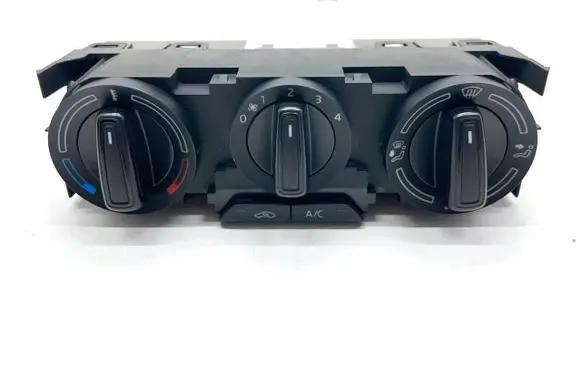 Skoda Fabia Mk3 (NJ) Climate control unit