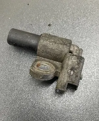 Volvo V50 Camshaft position sensor 9645844080