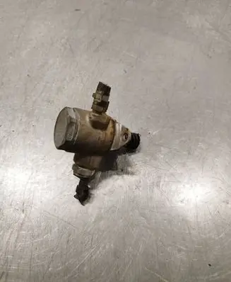 Skoda Roomster (5J) Fuel injection high pressure pump 212921272012