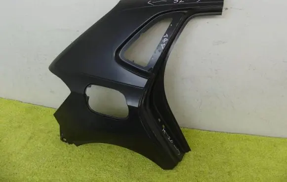 Volkswagen Polo VI Rear quarter panel 