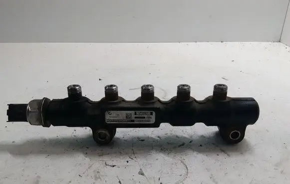 Citroen C5 Fuel main line pipe 9654592680 9658227880
