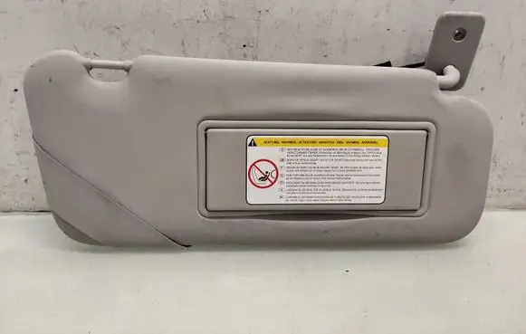 Sun visor