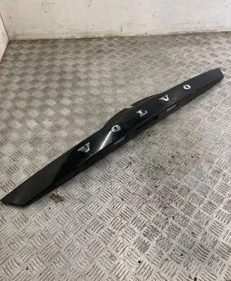 Volvo V60 Trunk door license plate light bar 31276539