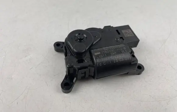 Volkswagen ID.4 Air flap motor/actuator 5WA907511C
