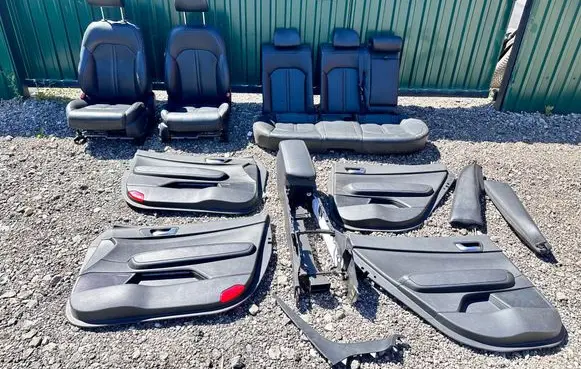 Seat set