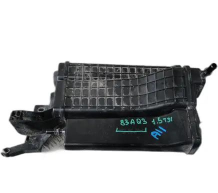 Audi Q3 F3 Air filter box cover 5QA201801A