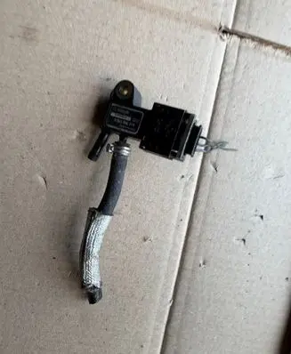 Mercedes-Benz E W212 Exhaust gas pressure sensor 0281006278