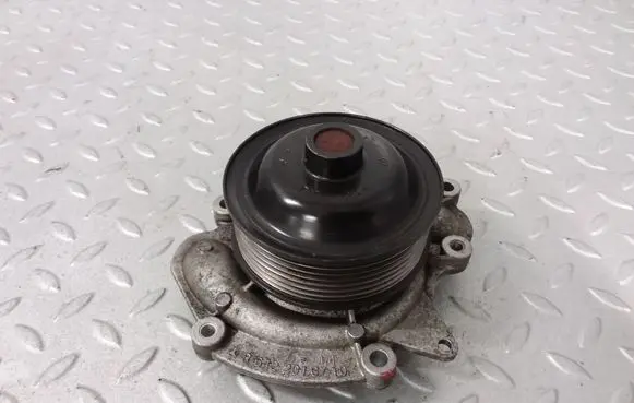 Mercedes-Benz S W221 Water pump A6422020410 R6422010710 6422010710