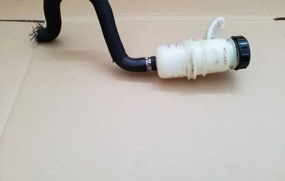 Citroen C5 Brake fluid reservoir 