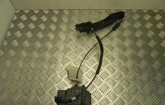 Loading door lock