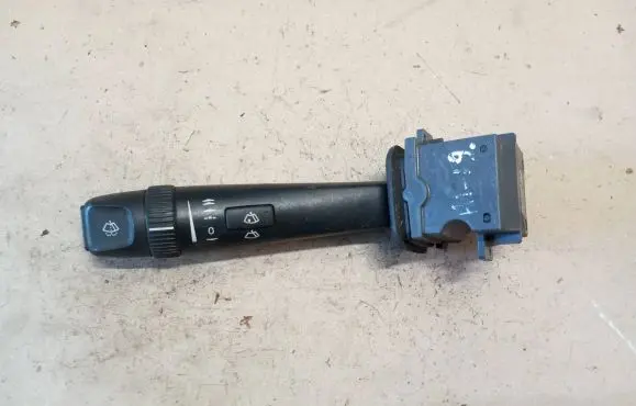Volvo S60 Wiper control stalk 30669740