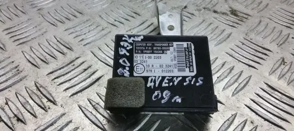 Toyota Avensis T270 Immobilizer control unit/module 8978005050