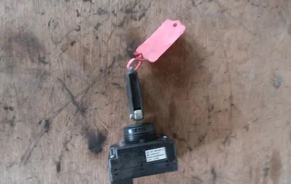 Volkswagen Touareg I Ignition lock 3D0905865C