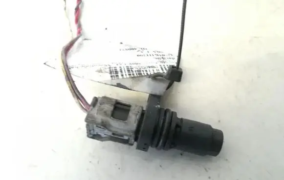 Toyota Auris 150 Camshaft position sensor 03K111290