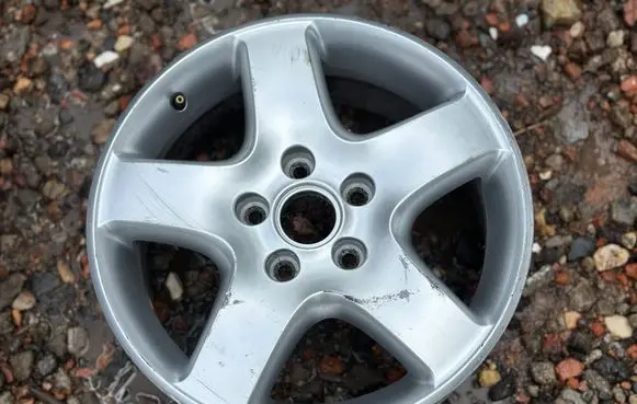 Volkswagen Multivan T5 R17 alloy rim 7H0601025G