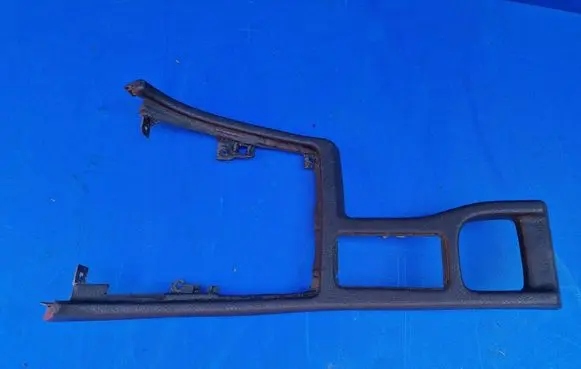 Alfa Romeo Brera Gear shifter surround trim plastic 156065438