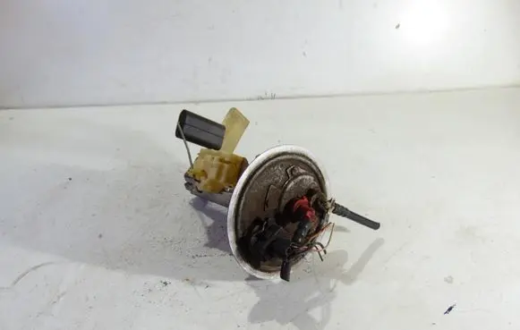 Ford Fiesta In-tank fuel pump XS6UFA