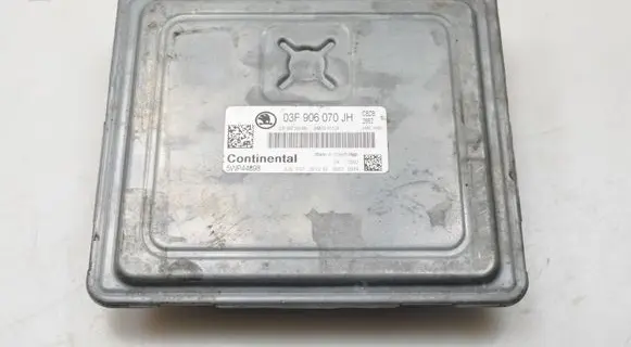 Skoda Yeti (5L) Engine control unit/module 03F906070JH