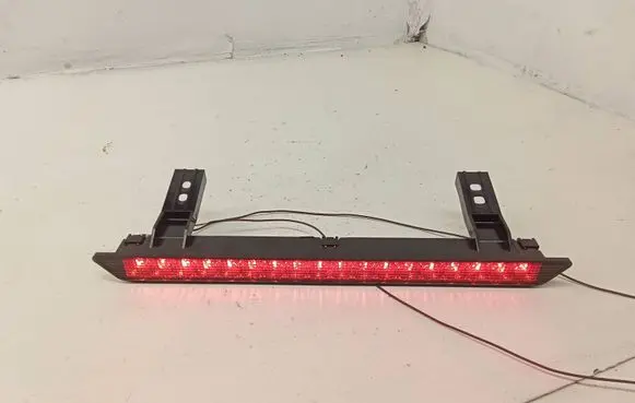 Skoda Fabia Mk1 (6Y) Third/center stoplight 6Y6945097A
