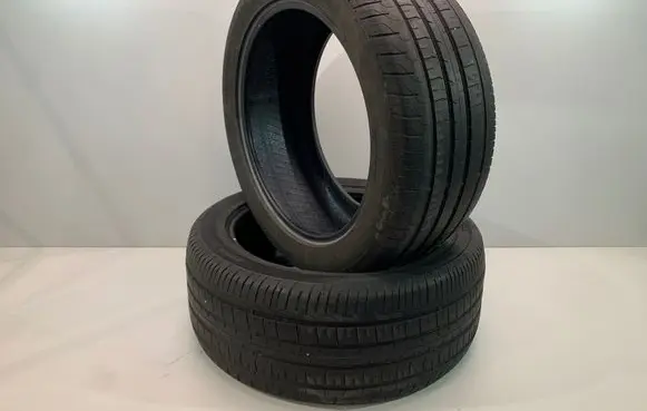 Volvo XC90 R20 summer tire 