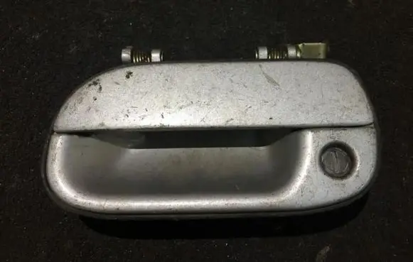 Hyundai Lantra I Front door exterior handle