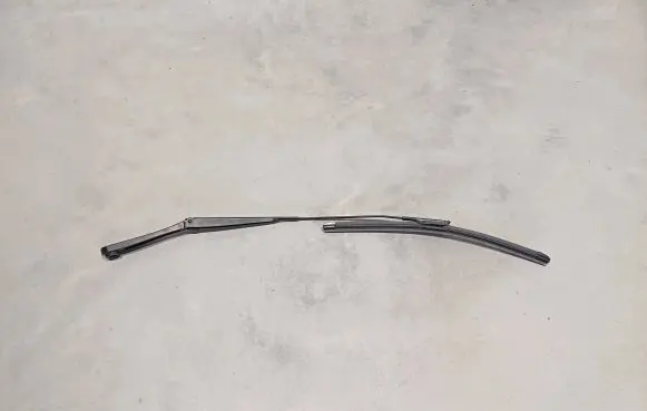 Ford Kuga III Windshield/front glass wiper blade LV4B17526BA