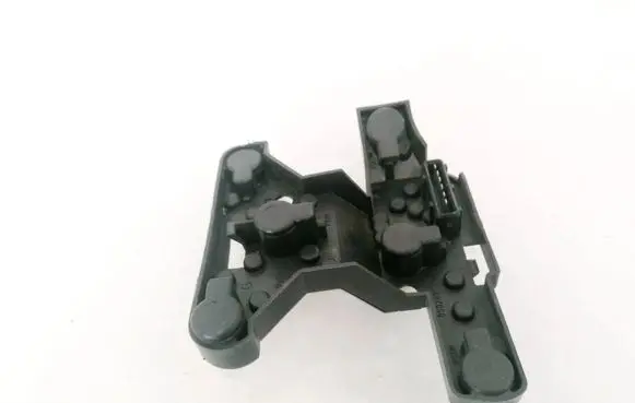 Toyota Avensis T250 Tail light bulb cover holder 89028759