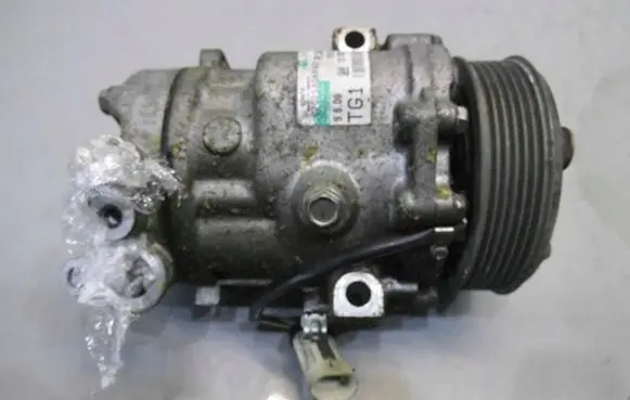 Opel Agila B Air conditioning (A/C) compressor (pump) 13106850