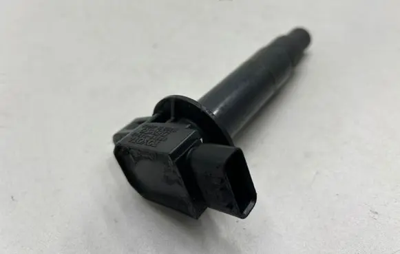 High voltage ignition coil