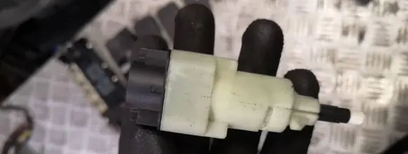 Skoda Superb B5 (3U) Brake pedal sensor switch 7h0927189l