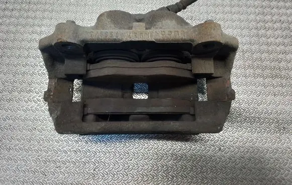 Opel Vivaro Front brake caliper