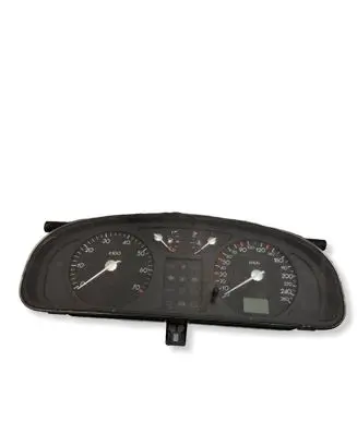 Renault Laguna II Speedometer (instrument cluster) 8200218861