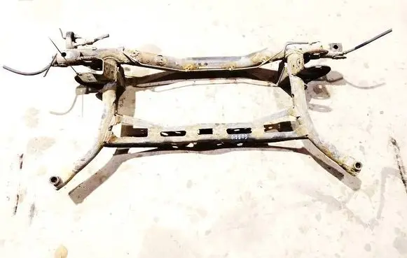 Volkswagen Golf V Rear subframe 