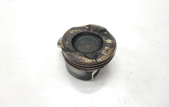 BMW 3 E92 E93 Piston 