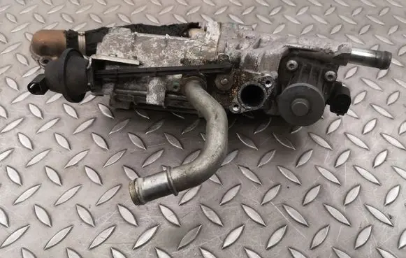 Land Rover Range Rover Sport L494 EGR valve 13T245 701881040