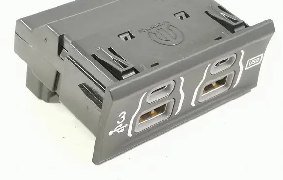 Dodge RAM USB socket connector 68330429AE