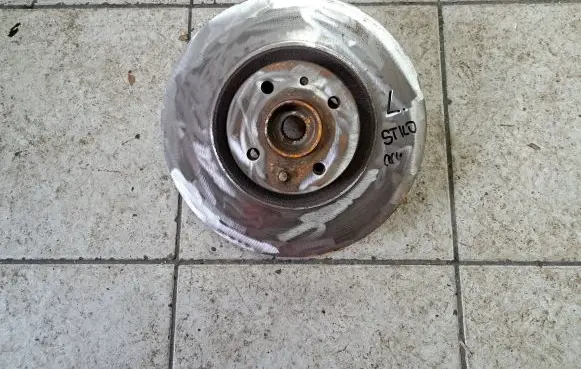 Fiat Stilo Front wheel hub spindle knuckle