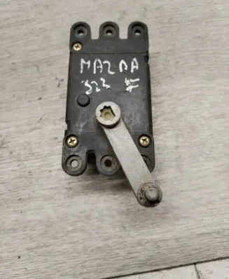 Mazda 323 F Air flap motor/actuator 2005036
