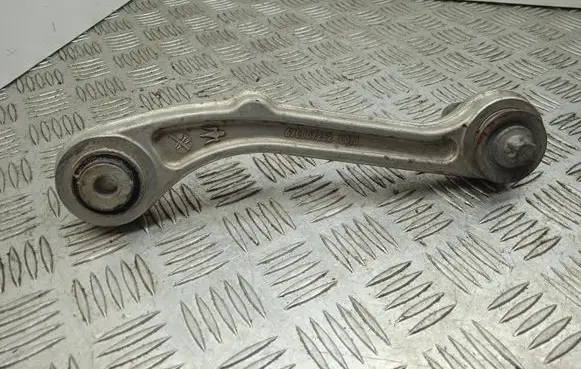 Maserati Ghibli Rear upper control arm/wishbone 670007252