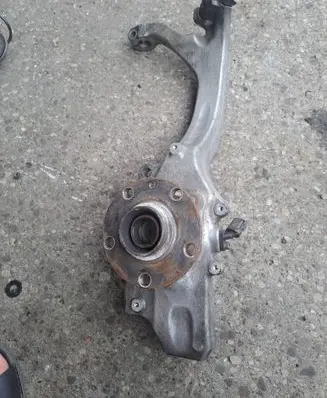 Audi A8 S8 D3 4E Front wheel hub spindle knuckle 4E0258M