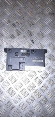 Mercedes-Benz E W211 Door control unit/module 2118200426