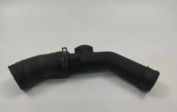 Ford Galaxy Intercooler hose/pipe 7M0145957N