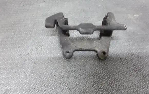 Audi A6 S6 C6 4F Brake caliper pad carrier rear 