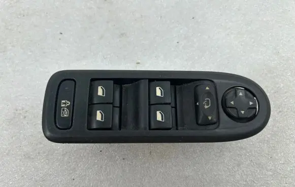 Citroen C5 Electric window control switch 96599975XT 30170121 91672