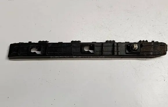 KIA Ceed Rear bumper mounting bracket 86613-A2000